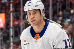 Red-Wings-vs-Islanders-November-21-2024-In-Play-magazine-3