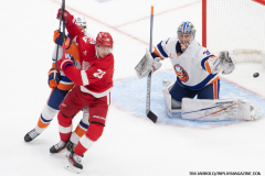 Red-Wings-vs-Islanders-November-21-2024-In-Play-magazine-32