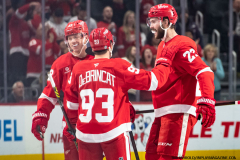 Detroit-Red-WIngs-vs-Calgary-Flames-November-27-2024-In-Play-magazine-3