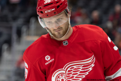 Detroit-Red-WIngs-vs-Calgary-Flames-November-27-2024-In-Play-magazine-8
