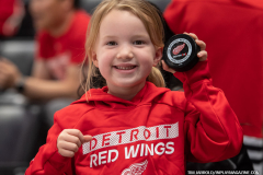 Detroit-Red-Wings-vs-Chicago-Blackhawks-September-23-2025-In-Play-magazine-1