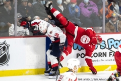 Soo-Greyhounds-at-Windsor-Spitfires-Nov-13-2021-33