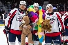 Windsor-Spitfires-Teddy-Bear-Toss-December-11-2021-10