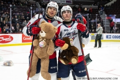 Windsor-Spitfires-Teddy-Bear-Toss-December-11-2021-4