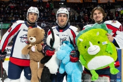 Windsor-Spitfires-Teddy-Bear-Toss-December-11-2021-9