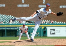 Tigers-vs-Indians-July-2-2017-07