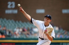 Tigers-vs-Royals-Sept-4-2017-04