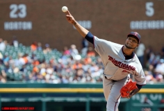 Tigers-vs-Twins-Aug-13-2017-03