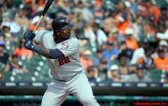 Tigers-vs-Twins-Aug-13-2017-05