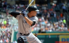 Tigers-vs-Yankees-Aug-24-2017-02