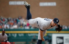 Tigers-vs-Yankees-Aug-24-2017-09