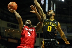 London-Lightning-at-Windsor-Express-Feb-26-2022-11