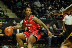 London-Lightning-at-Windsor-Express-Feb-26-2022-12