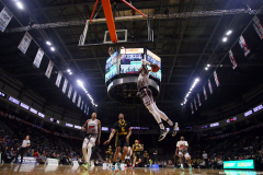 London-Lightning-at-Windsor-express-February-15-2023-10