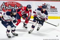 Saginaw-Spirit-at-Windsor-Spitfires-Feb-10-2022-23