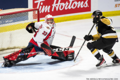 Kingston-Frontenacs-at-Windsor-Spitfires-November-6-2022-24