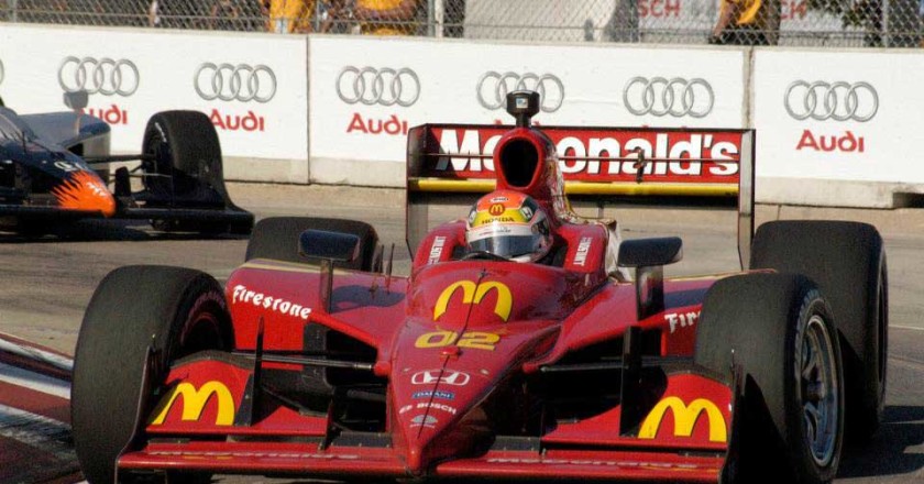 Justin Wilson dies in racing accident.