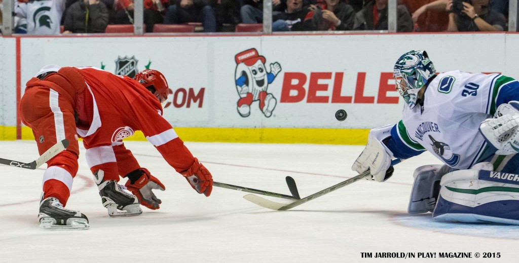 Detroit red wings vversus the vancouver canucks