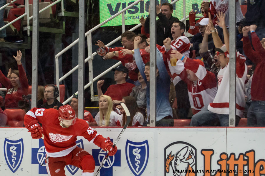 Red Wings vs NY Rangers Pix In Play! magazine