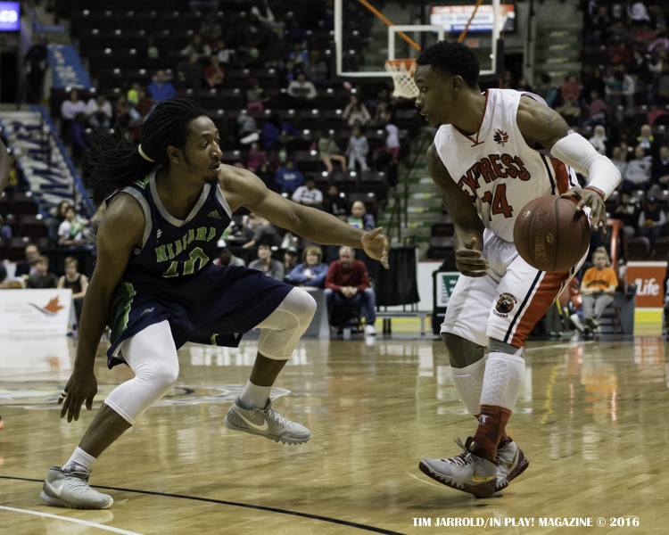 Windsor Express Take Game 1