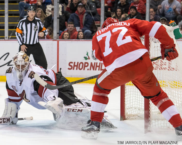 Red Wings vs Coyotes, Dec 13 PIX In Play! magazine