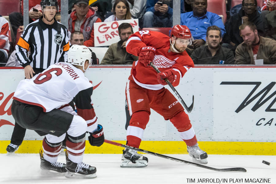 Red Wings vs Coyotes, Dec 13 PIX In Play! magazine