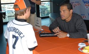 Pudge Rodriguez Elected to MLB Hall of Fame