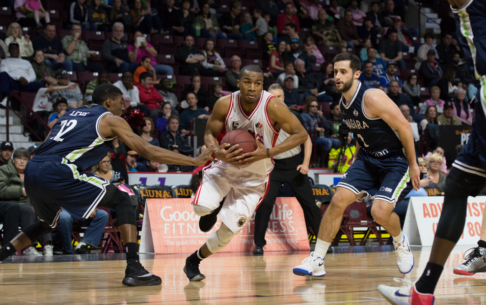 Windsor Express vs River Lions