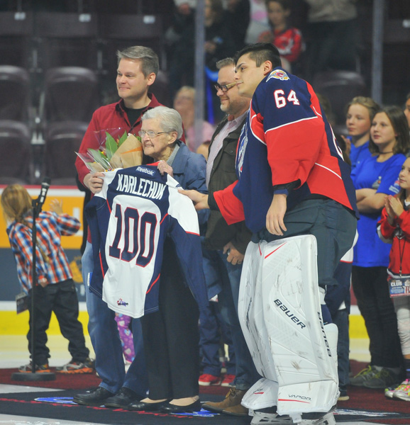 Windsor Spitfires vs Peterborough Oct 19 Game PIX