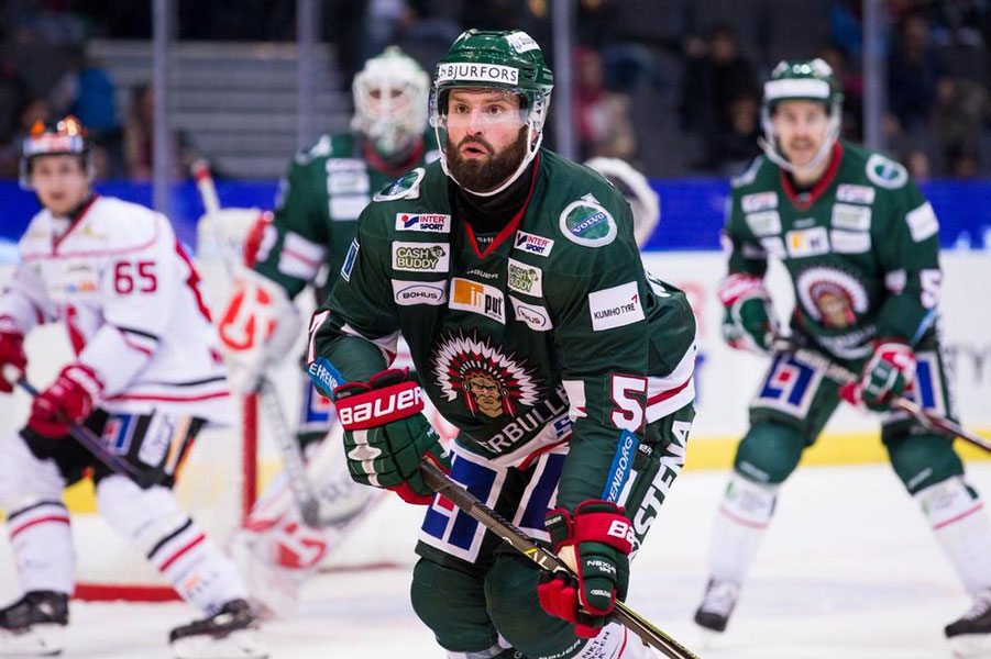 Former Windsor Spitfire Mike Weber joins Coaching Staff