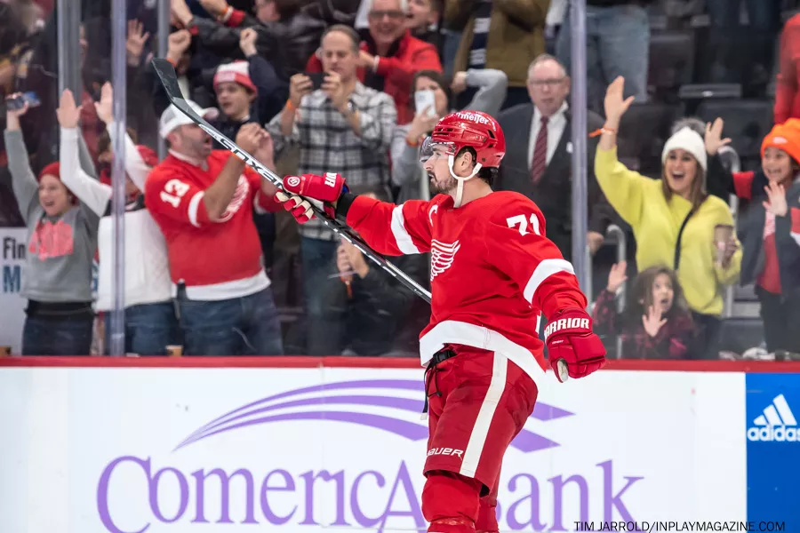 Coyotes at Red Wings Nov 25 2022