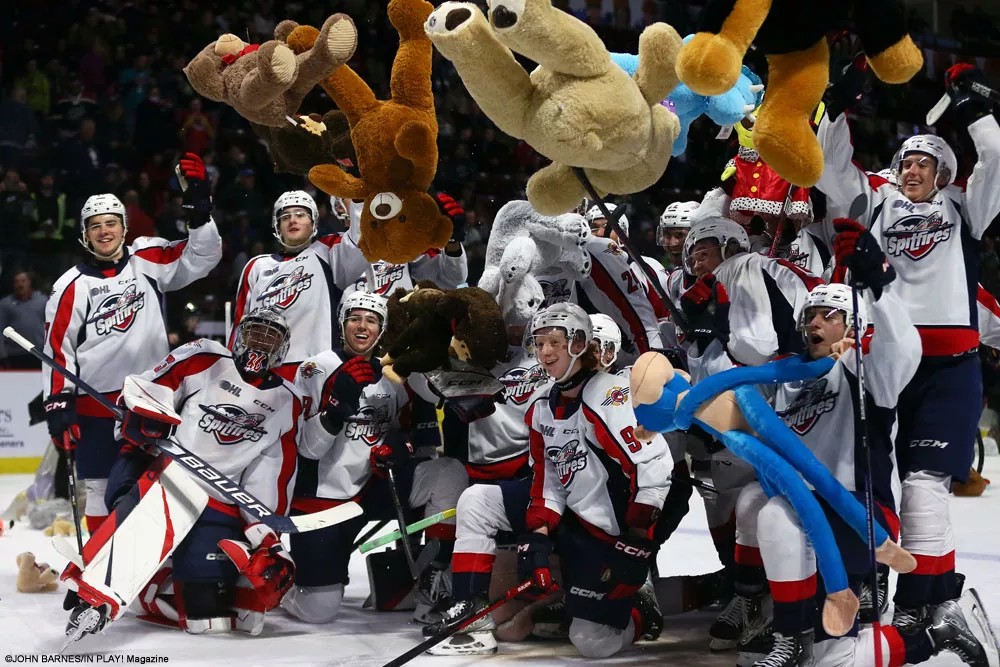 Barrie Colts at Windsor Spitfires December 3 2022