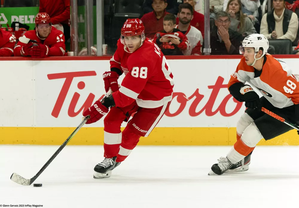 Detroit Red Wings vs Philadelphia Flyers December 22 2023 - In Play! magazine