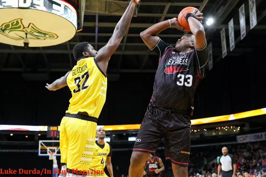 London Lightning vs Windsor Express January 4