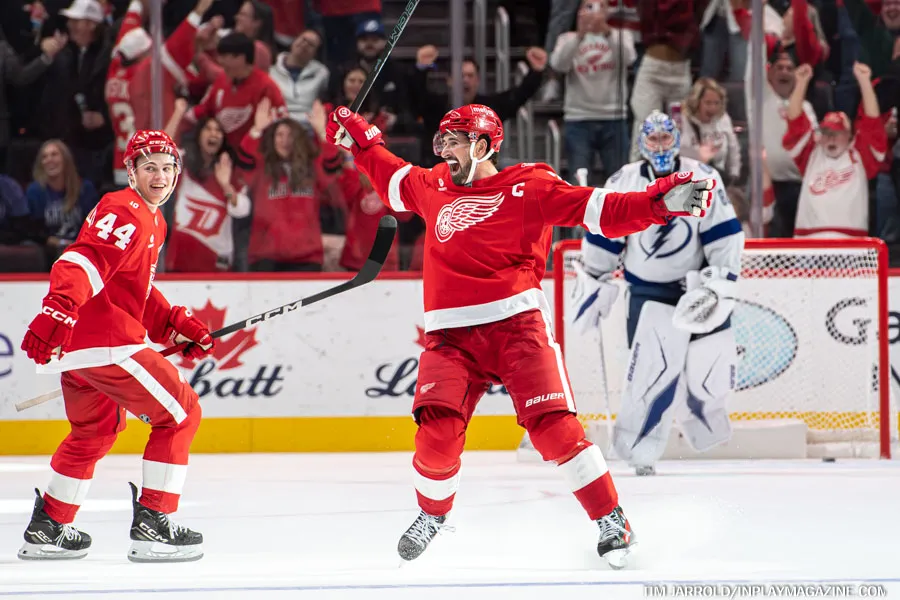 Detroit Red Wings vs Tampa Bay Lightning October 17 2025 - In Play! magazine