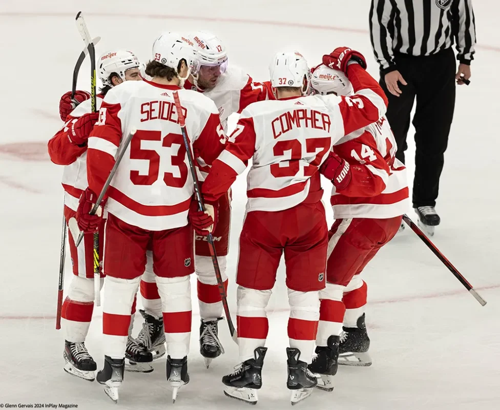Detroit Red Wings - In Play! magazine