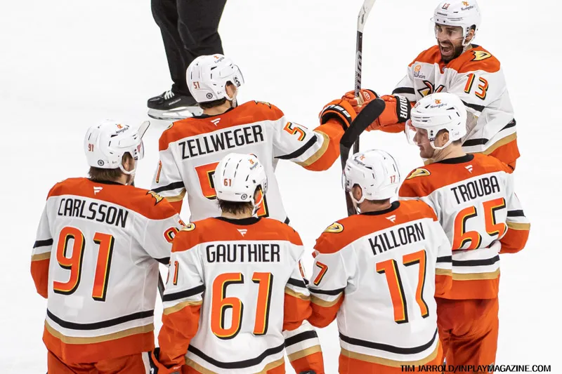 Anaheim Ducks - In Play! magazine